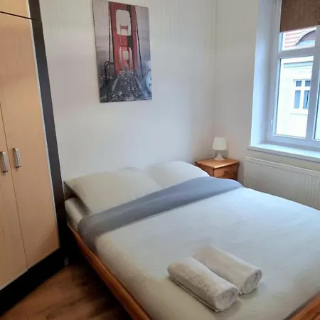 Old Town Apartment *